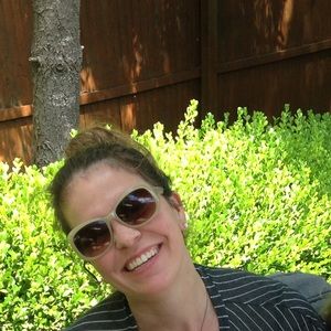 Meet your Posher, Cindy